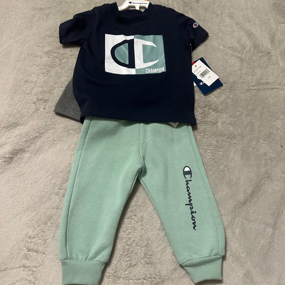 🆕Champion Kids' Navy and Mint 3- pieces Jogger tee and short Set nwt